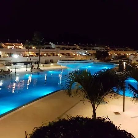 One Bedroom With Shared Pool Garden And Wifi At 1 Km Away From The Appartamento *