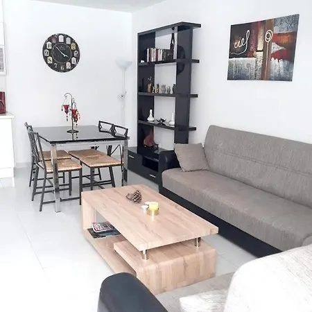 Appartement One Bedroom With Shared Pool Garden And Wifi At 1 Km Away From The *
