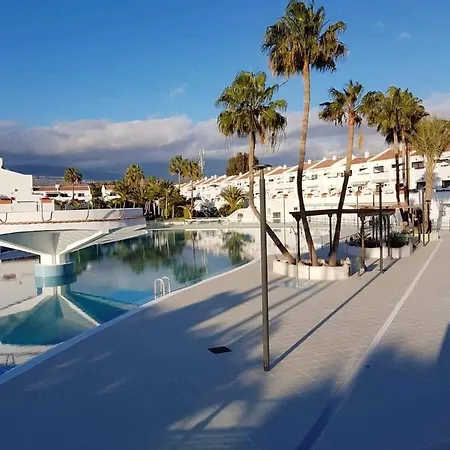 One Bedroom With Shared Pool Garden And Wifi At 1 Km Away From The *